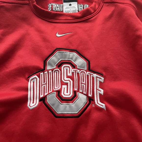 The Ohio State Buckeyes Nike Therma-Fit Mens L Red Fleece Pullover Sweatshirt - Picture 2 of 10